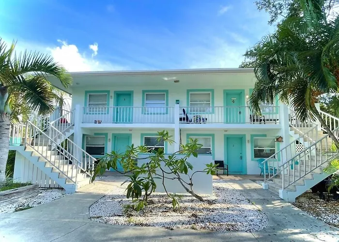 Sun, Sand, Coastal Haven 4